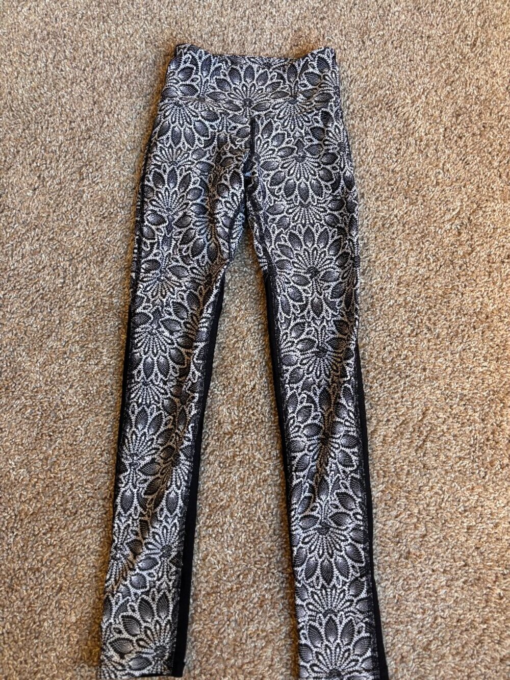 Capezio Girls Dance Leggings Size Small Black White Lace Print High Waist